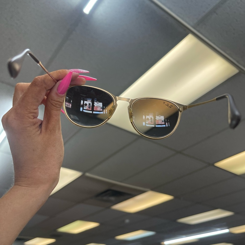 Ray-Ban Gold Frame Brown Gradient Lens Sunglasses - Picture 6 of 8